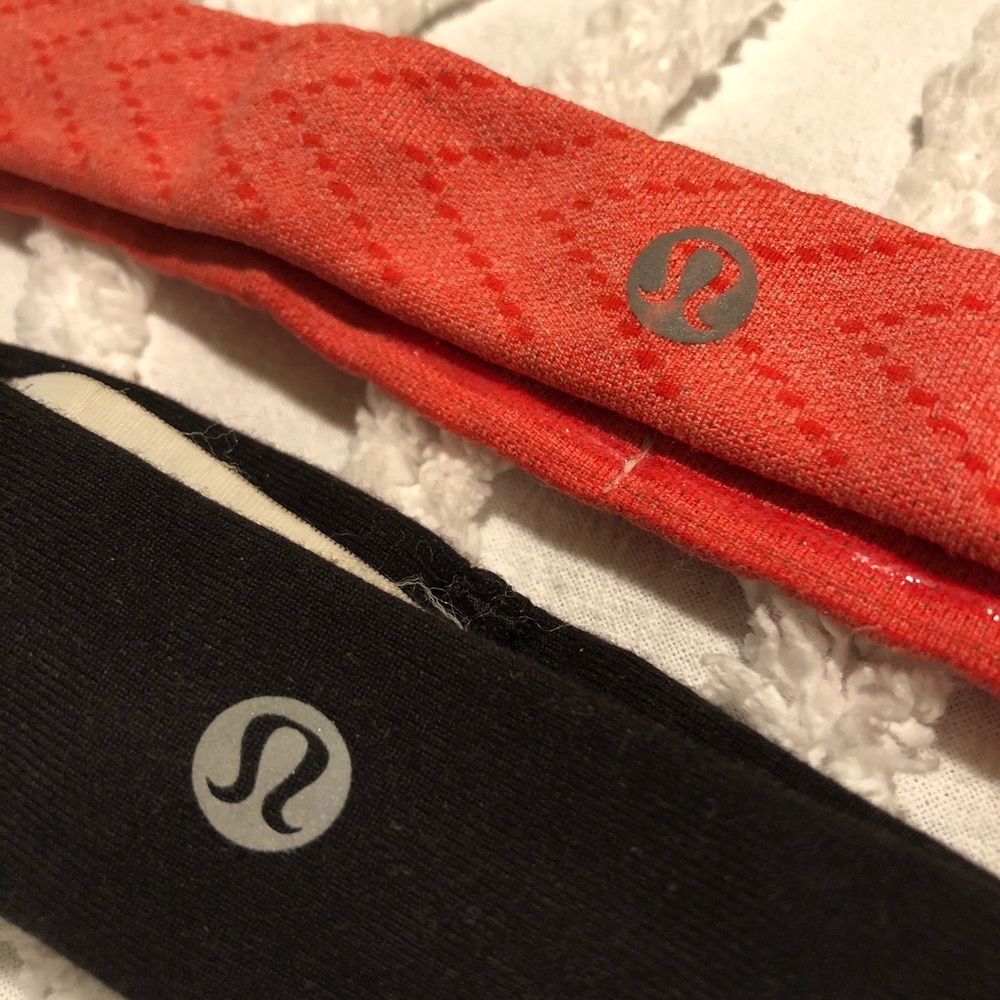 Lululemon coral and black headbands